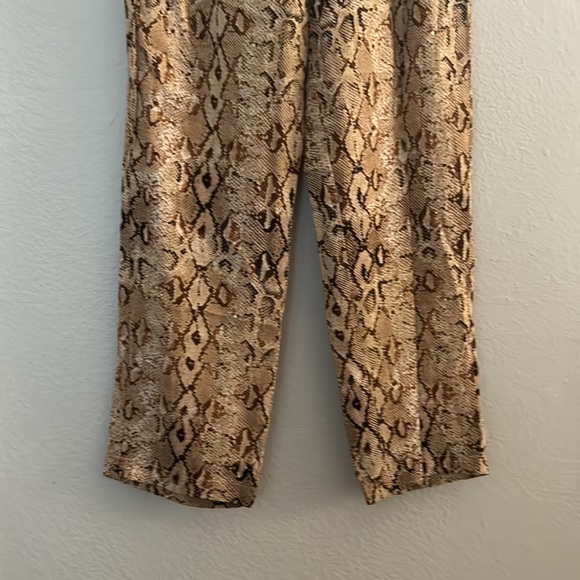 Cropped flowy pants - Picture 3 of 4